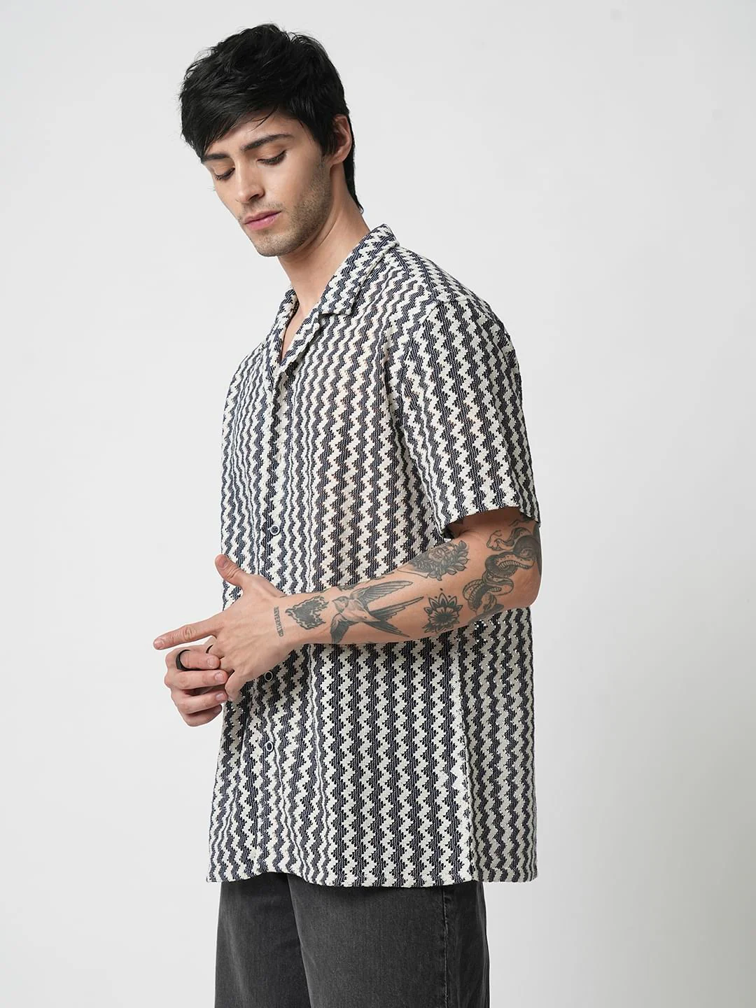 Navy & White Zig-Zag Oversized Crochet Shirt - Image 5