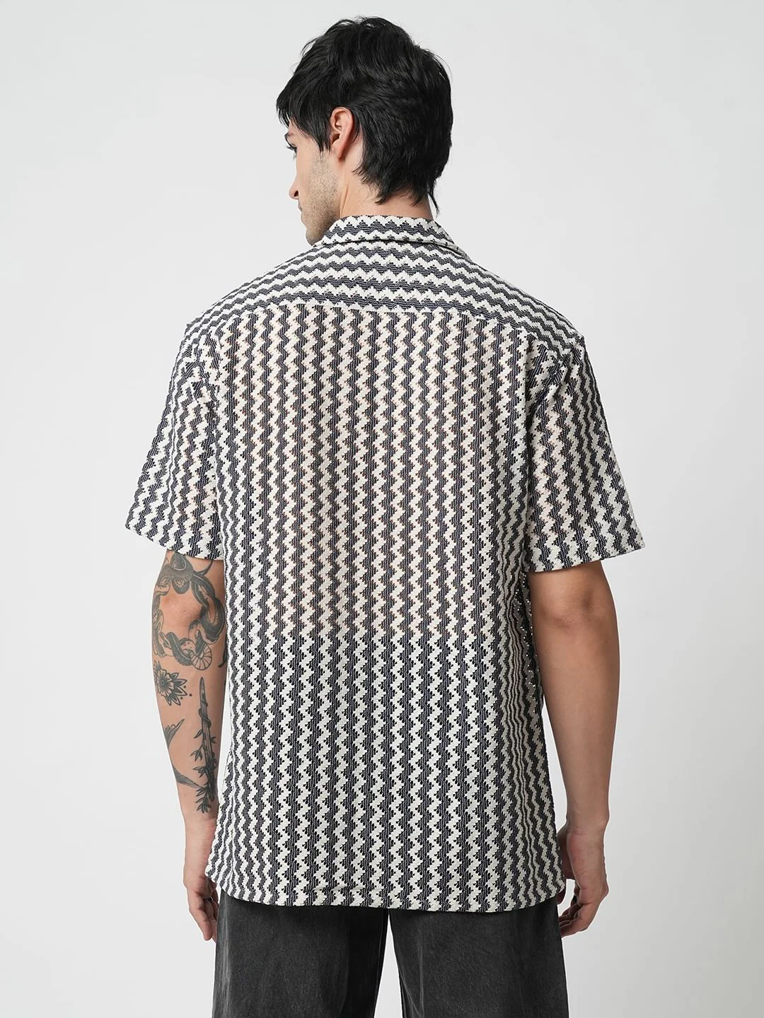 Navy & White Zig-Zag Oversized Crochet Shirt - Image 6