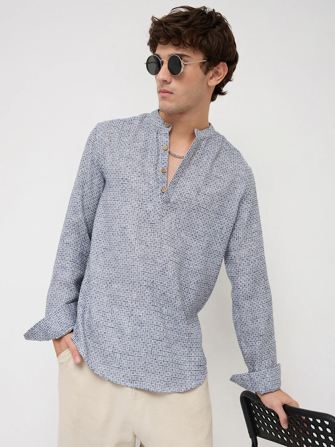Navy Geometric Maze Textured Kurta - Image 5