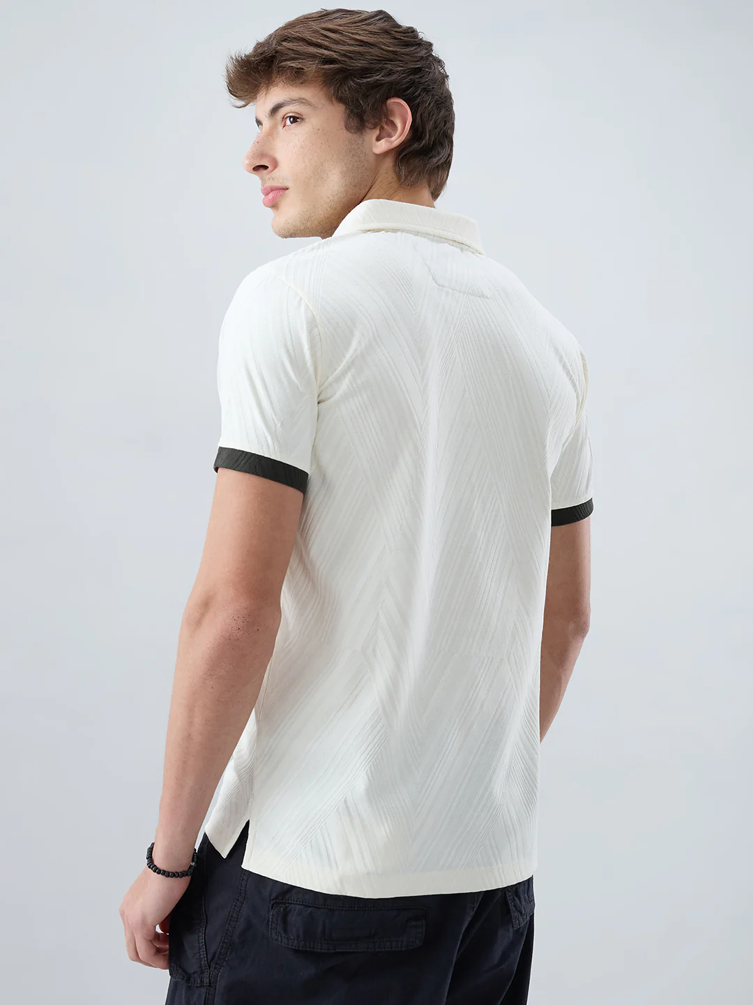 Off-White Contrast Polo Neck T-shirt - Image 6