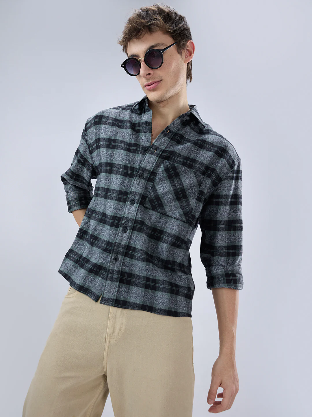 Olive & Black Multicolor Boxy Fit Crop Shirt - Image 2
