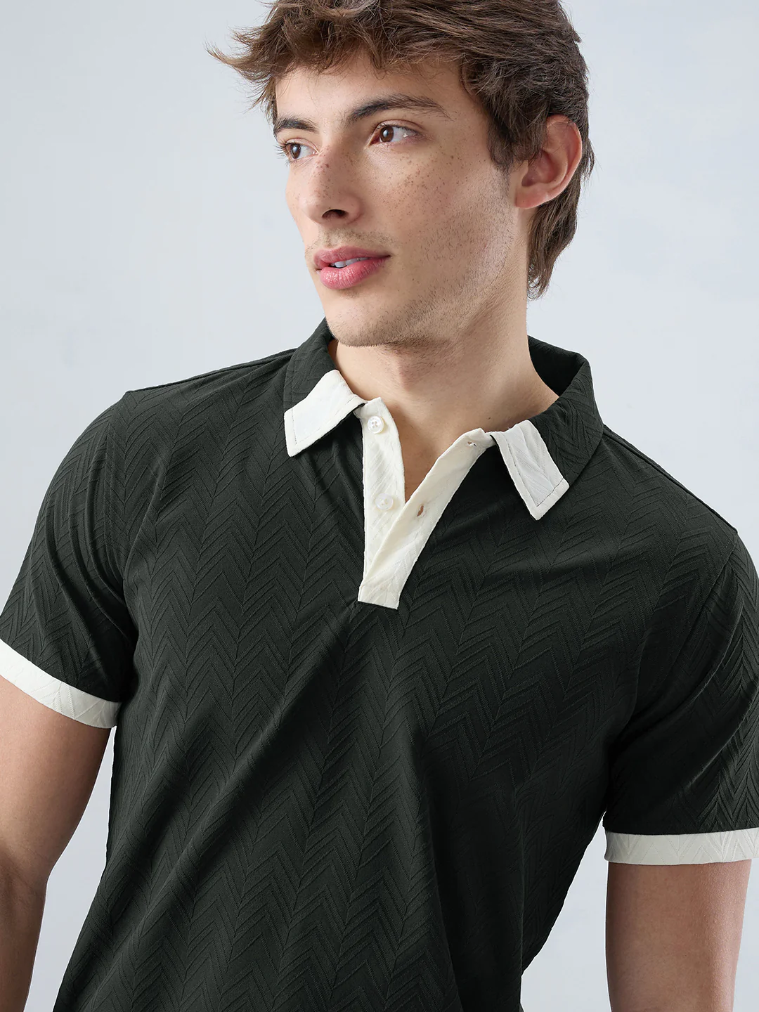 Olive Chevron Contrast Polo Neck Knit T-shirt - Image 3