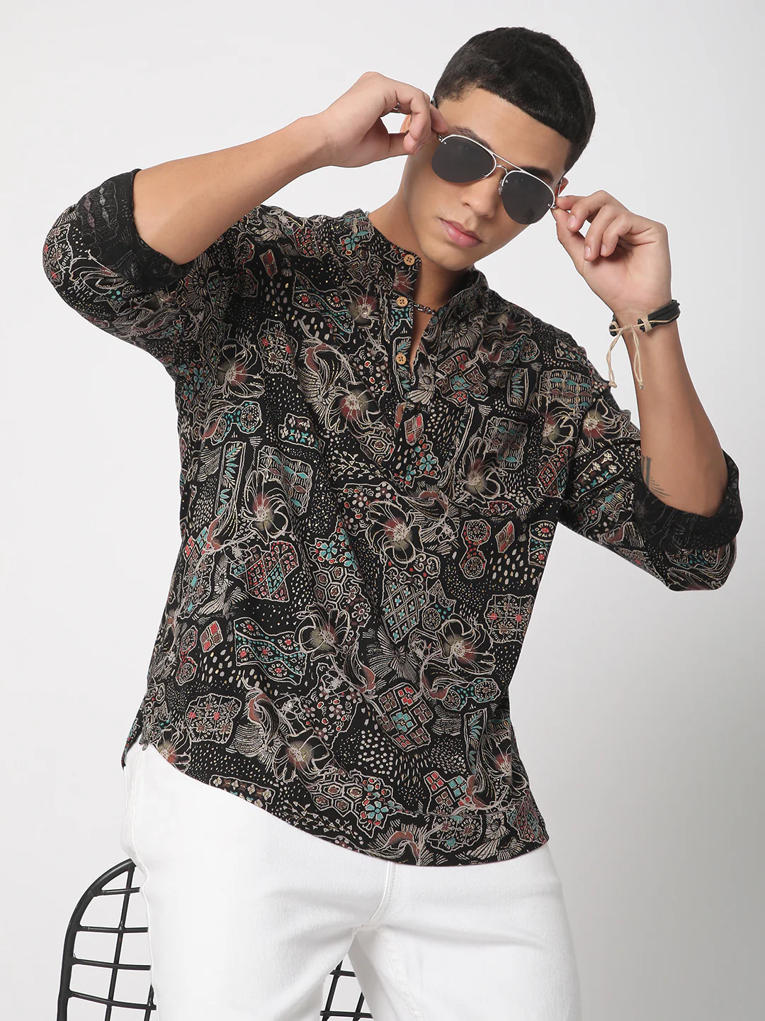 Picturesque Multicolour Foil Printed Kurta - Image 4