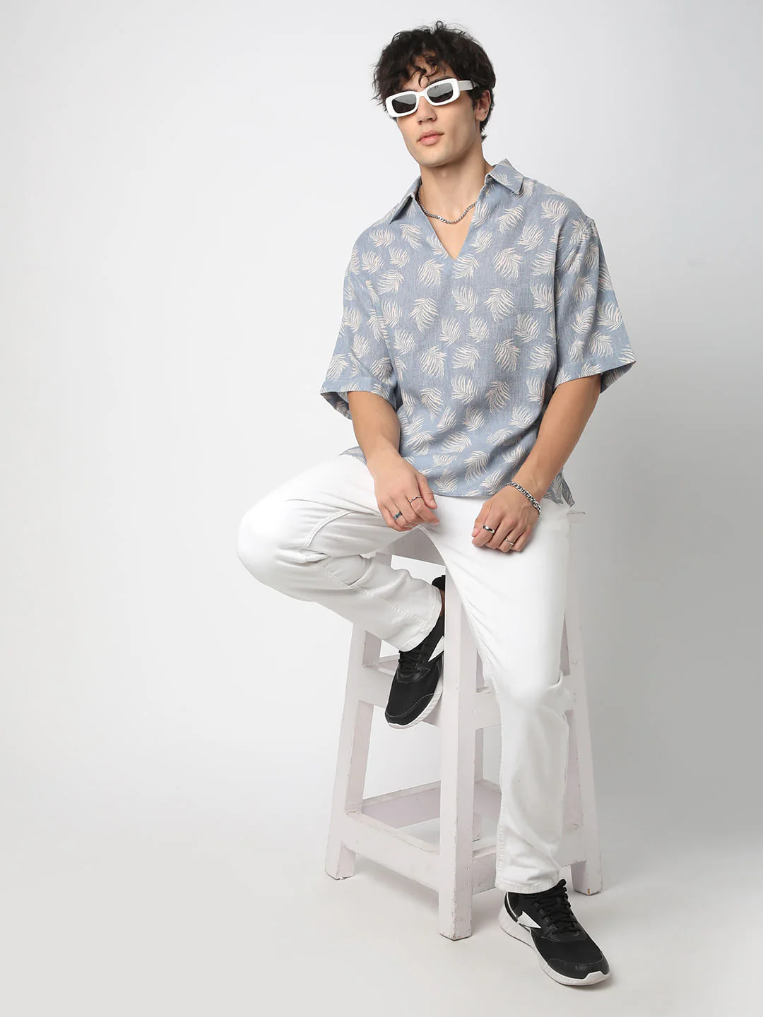 Powder Blue Coco Leaf Printed Burlap Oversized Polo Shirt - Image 8