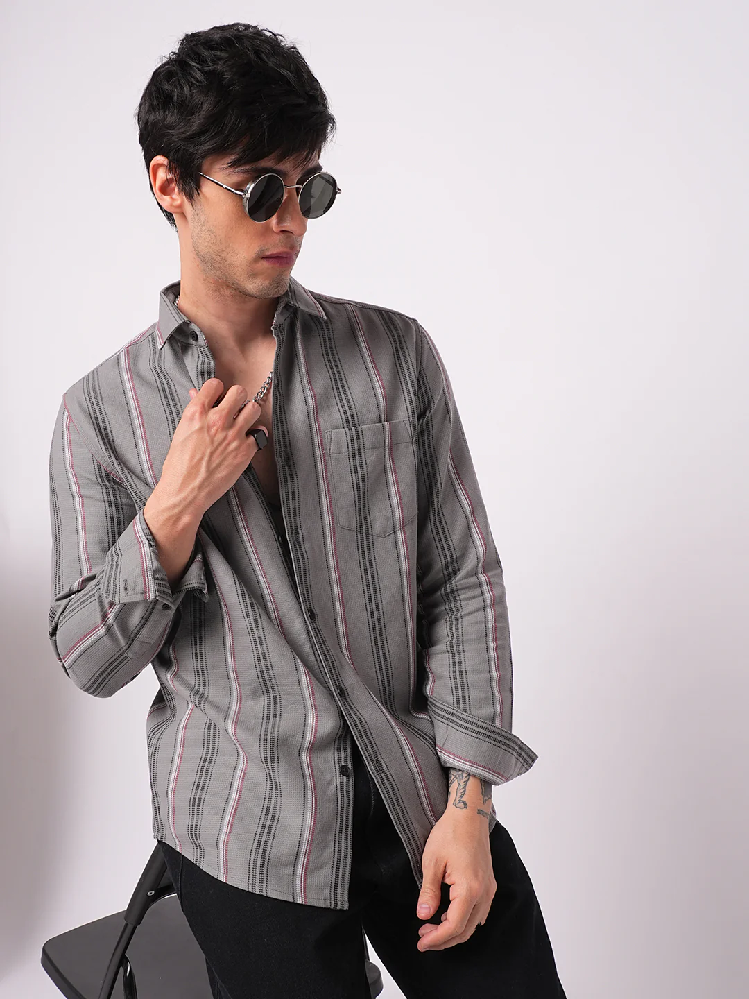 Premium Cotton Cityscape Grey and Red Stripe Shirt - Image 2