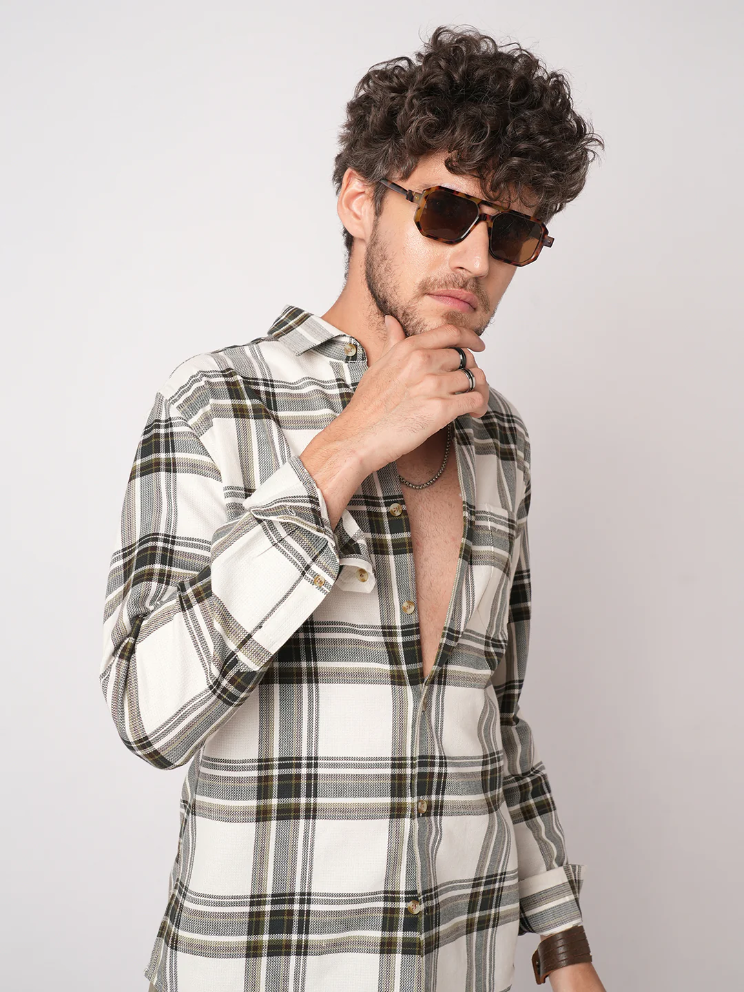 Premium Cotton Classic Ivory Broad Checks Shirt - Image 4