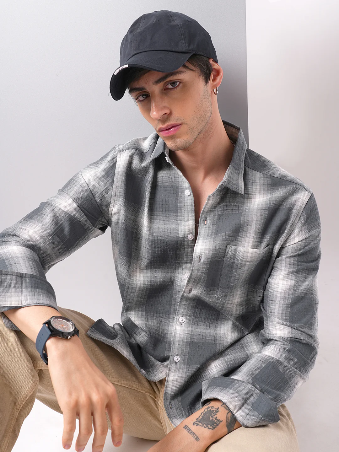 Premium Cotton Grey & White Box Checks Textured Shirt - Image 2
