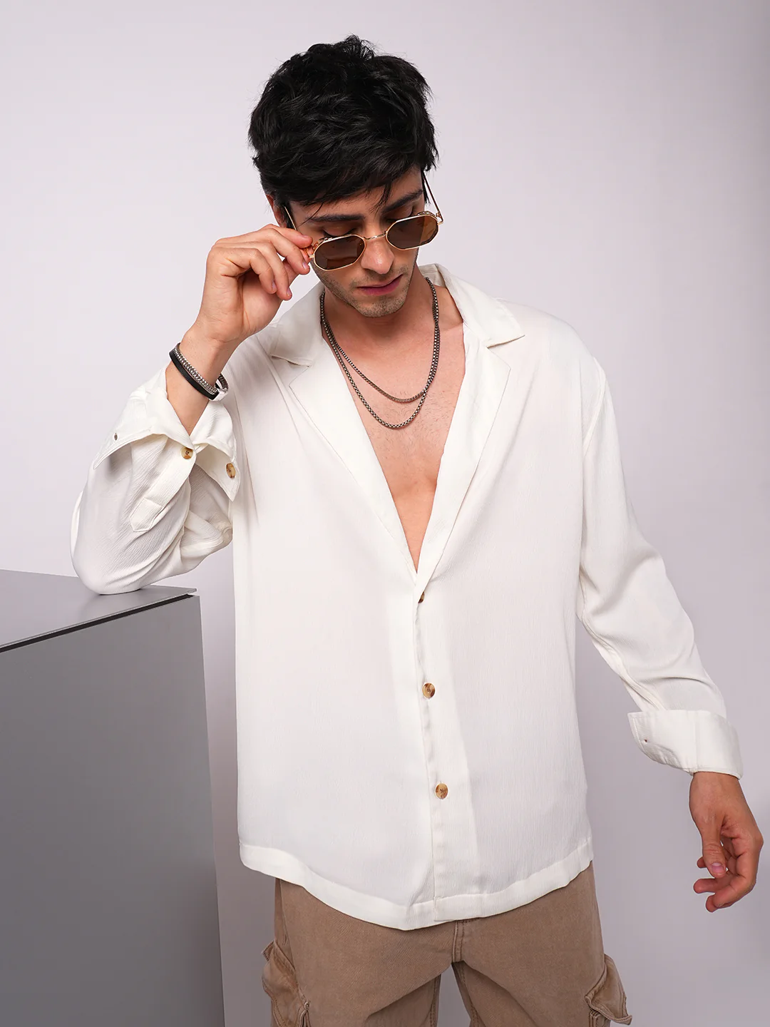 Pure White Hue Crinkled Lapel Collar Oversized Shirt - Image 4