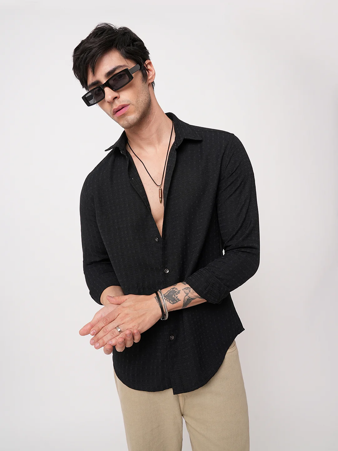 Refined Black Textured Shirt - Image 2