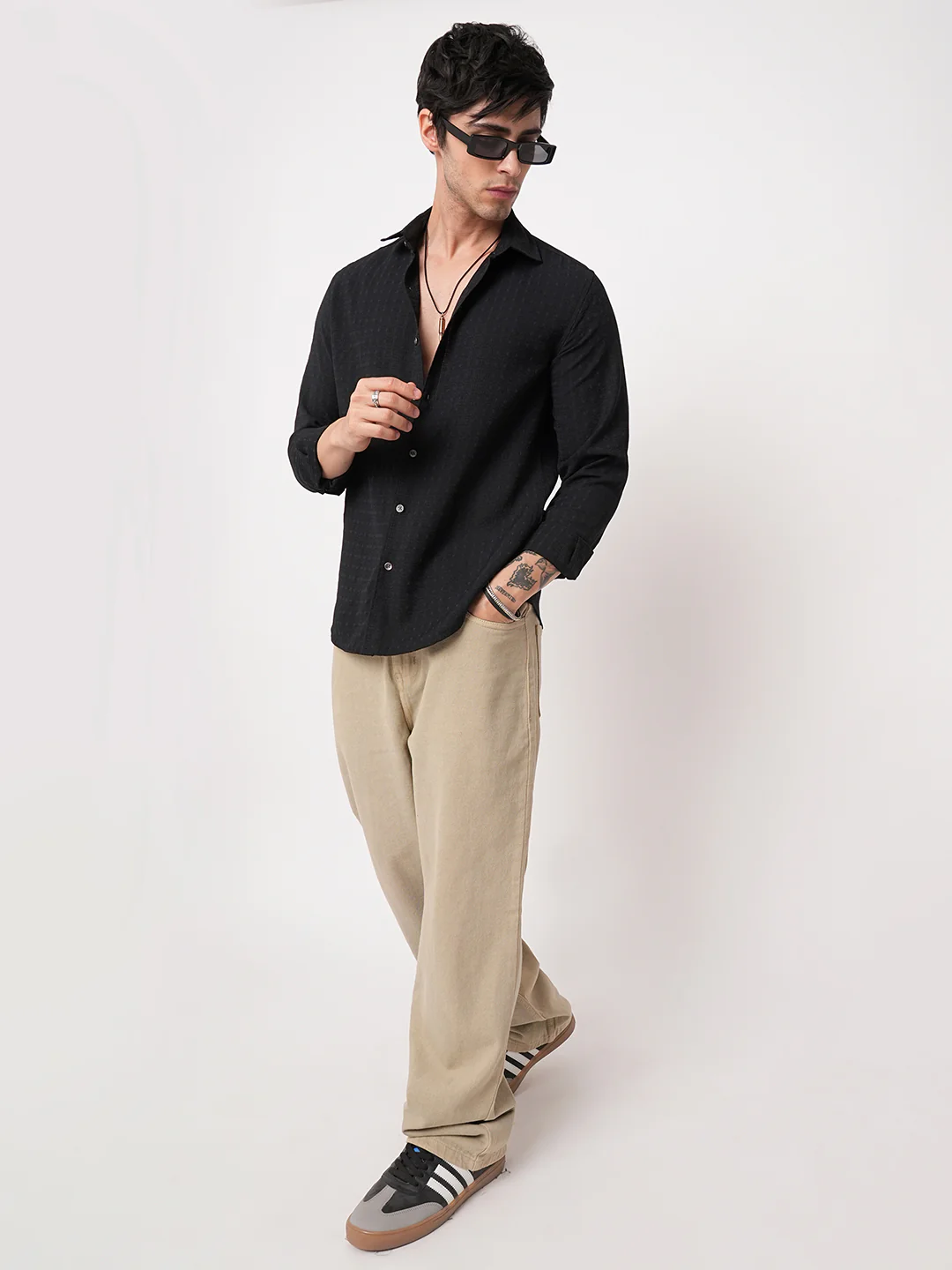 Refined Black Textured Shirt - Image 8