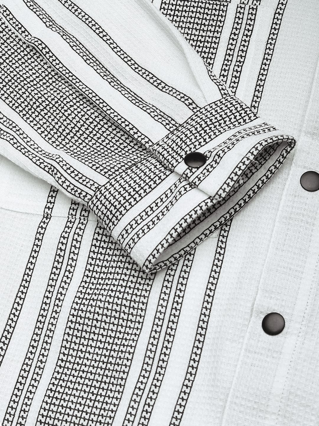 Refined White Double Pocket Waffle Striped Shirt - Image 3