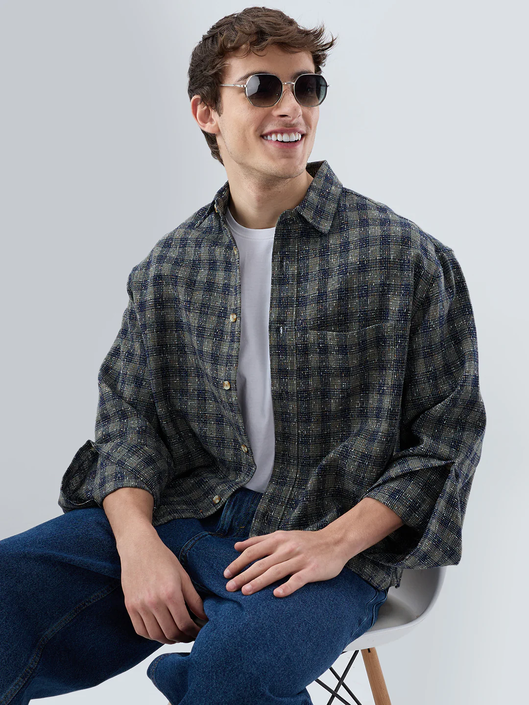 Riwaayat Glossy Olive Checked Oversized Crop Shirt - Image 2