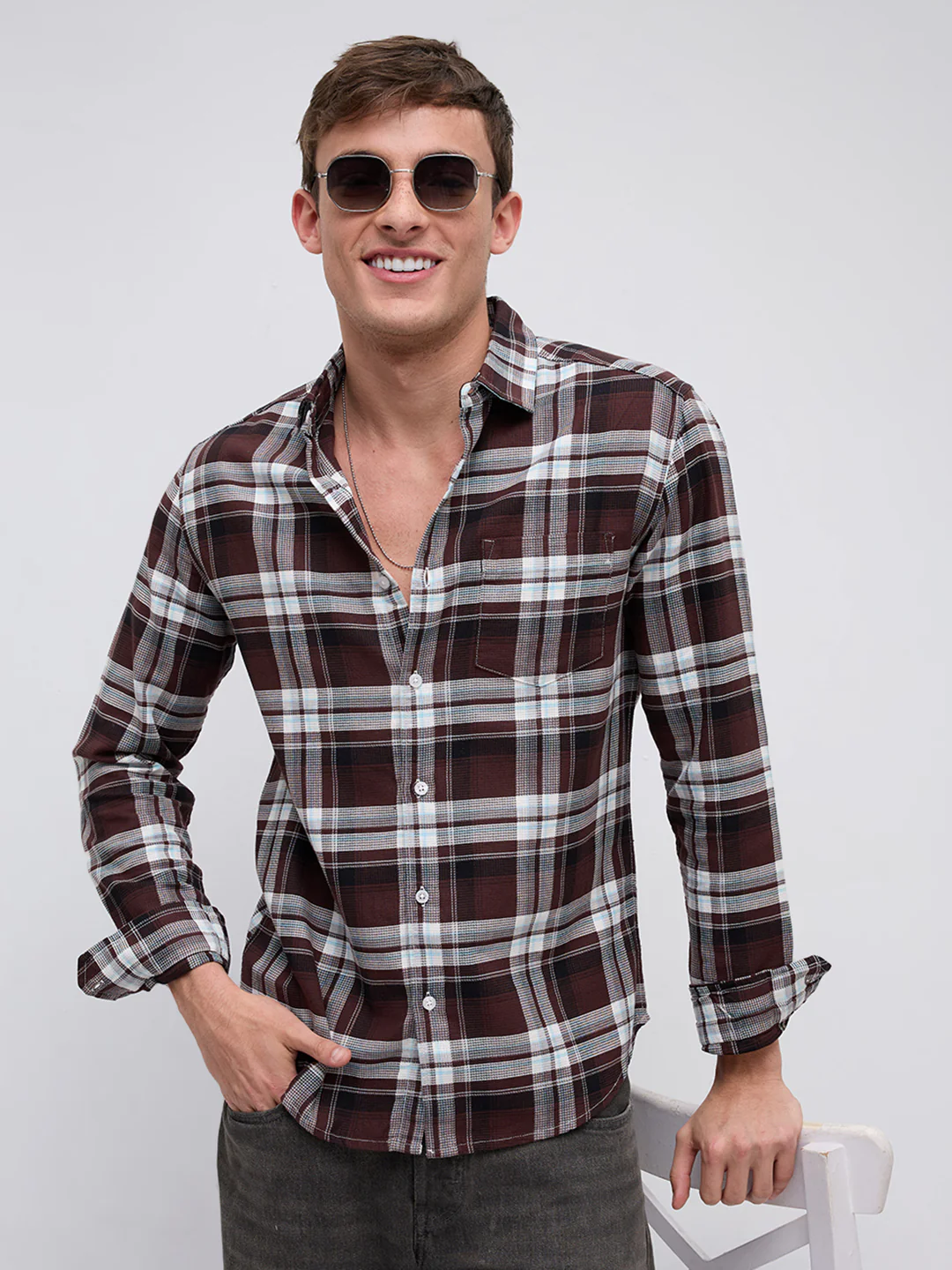 Signature Espresso Weave Vintage Heritage Shirt - Image 4
