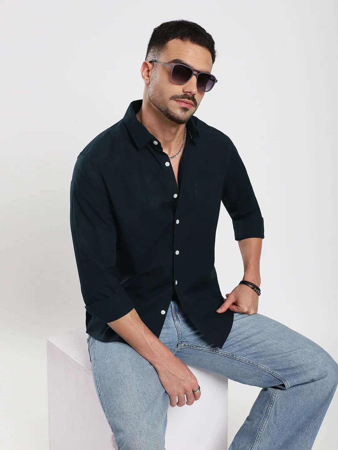 Sleek Navy Blue Poplin Shirt - Image 4