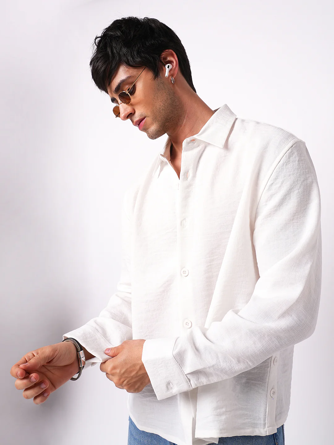 Snow White Crinkled Side-Slit Oversized Crop Shirt - Image 2