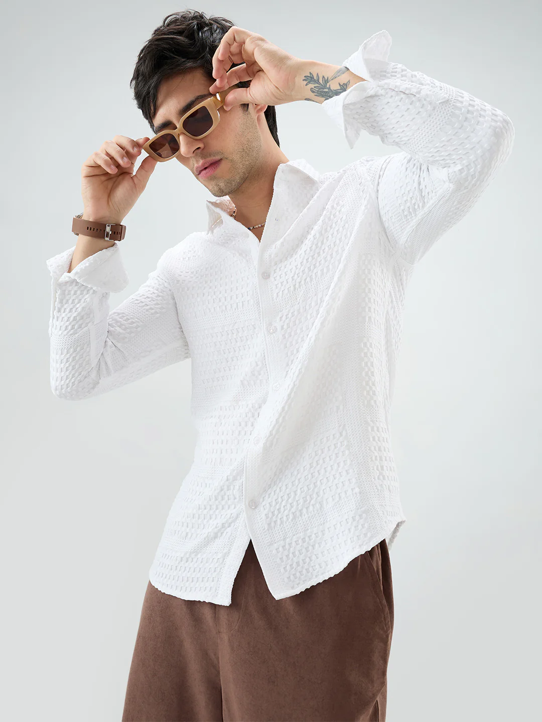 Snow White Geometric Grid Embossed Shirt - Image 4