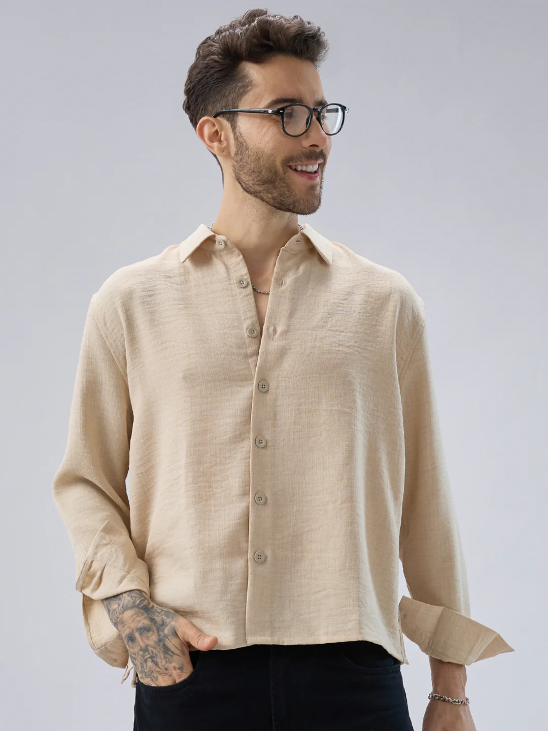 Soft Beige Slub Textured Oversized Side Slit Button Crop Shirt - Image 4