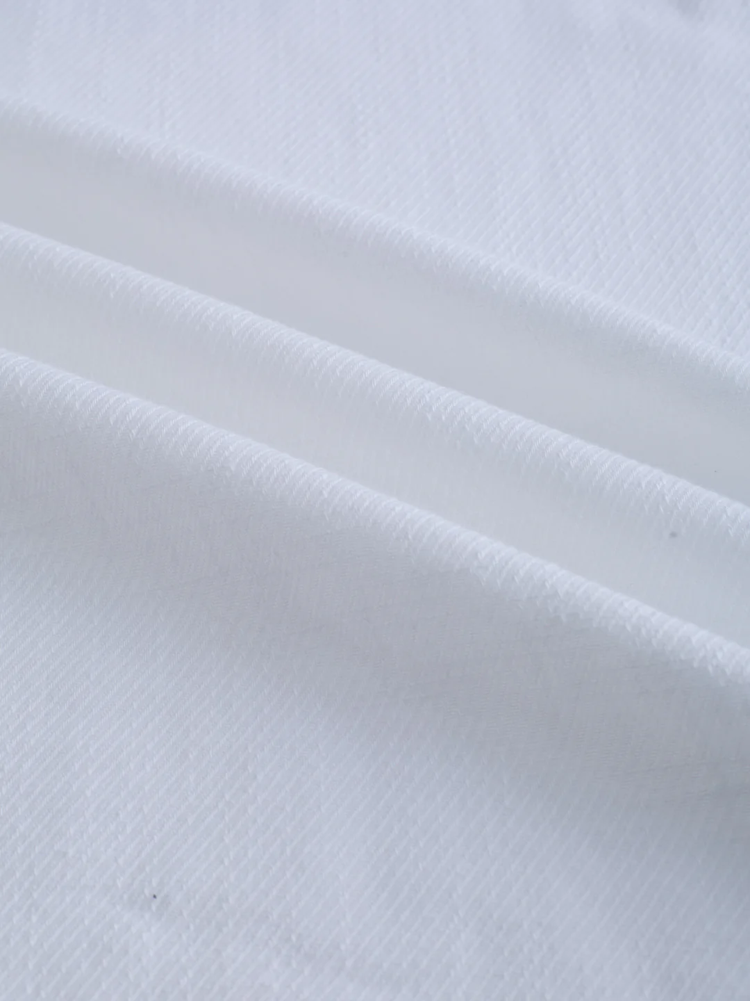 Soft Snow White Diagonal Textured Stand Collar Oversized Shirt - Image 9