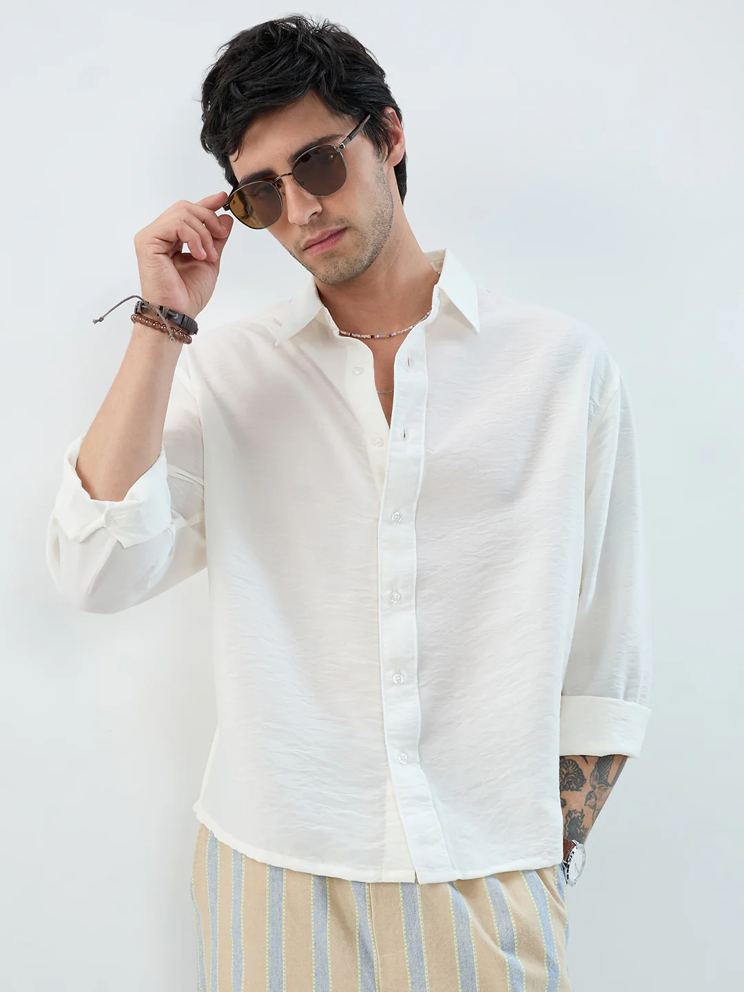 Solid White Crinkled Boxy Fit Crop Shirt - Image 2
