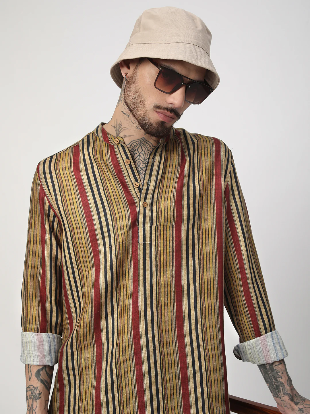 Spiffy Multicolour Roman Stripe Kurta - Image 2