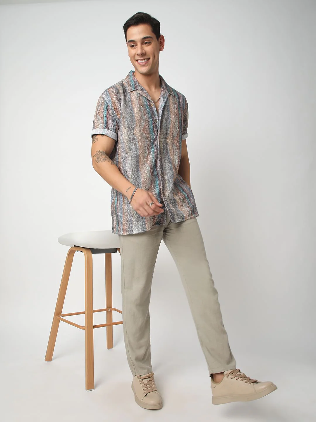 Squashy Multicolour Notch Collar Oversized Shirt - Image 7
