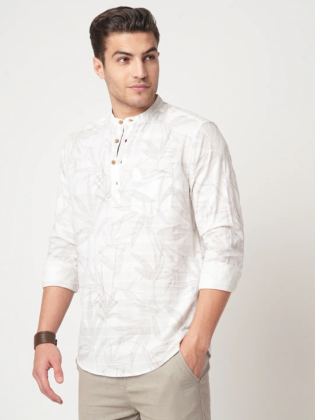 Stippling Artistry Ivory Leaf Printed Kurta - Image 5