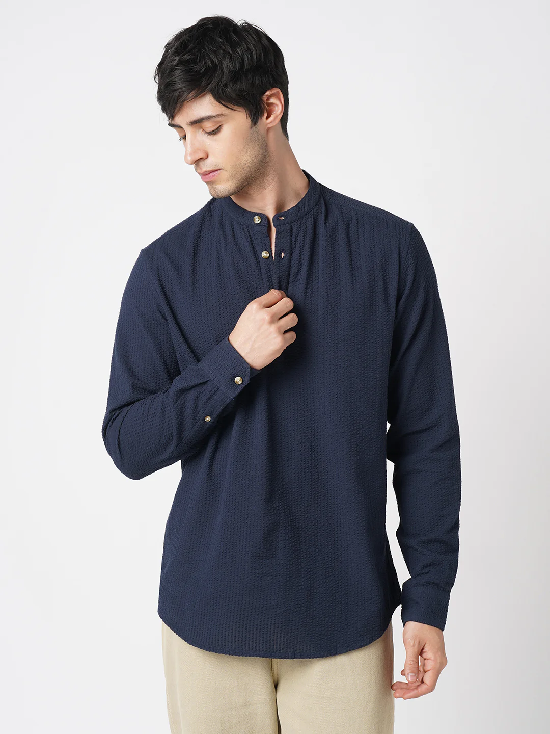 Timeless Navy Seersucker Kurta - Image 4