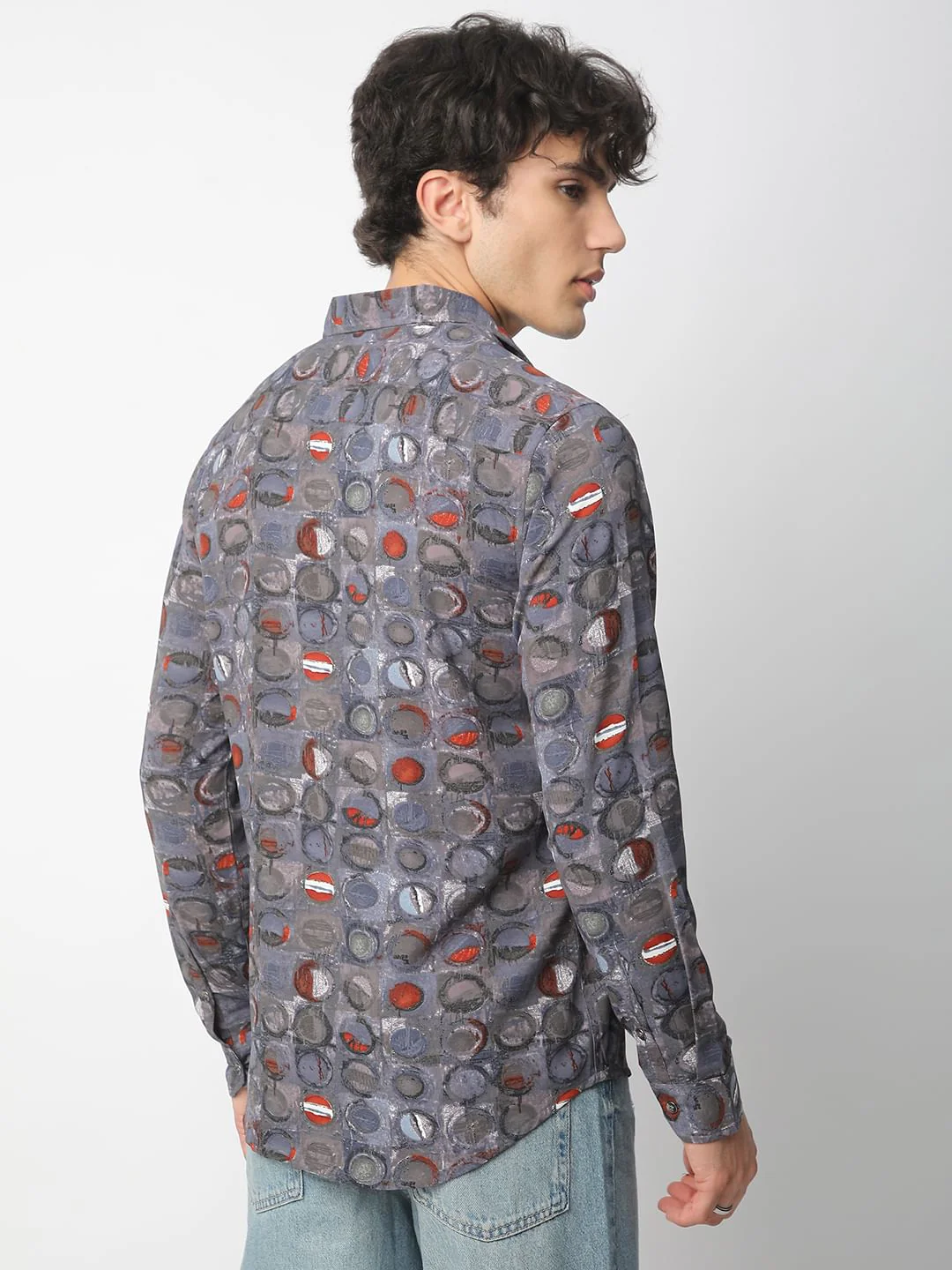 Voguish Circular Abstract Printed Grey Shirt - Image 7