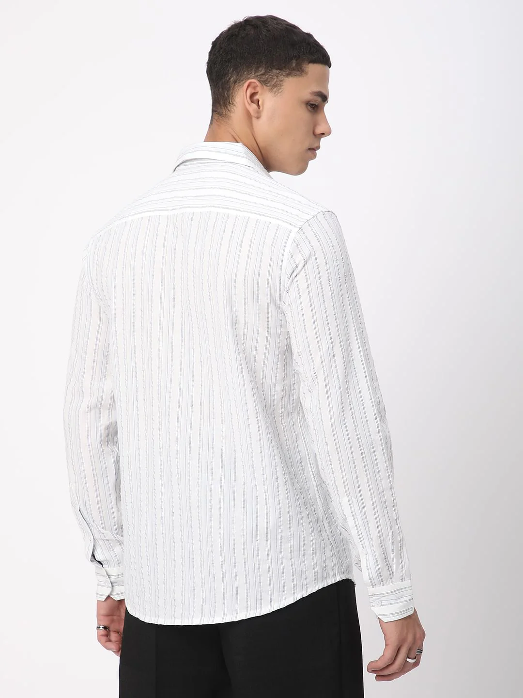 Voguish White Vertical Line Stripe Seersucker Shirt - Image 8
