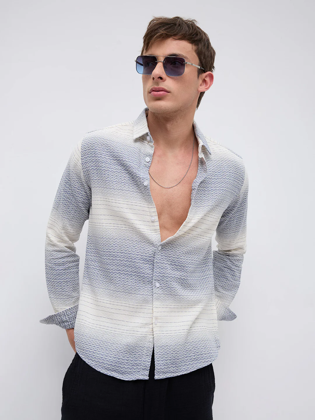 White & Blue Jacquard Wave Pattern Striped Shirt - Image 4