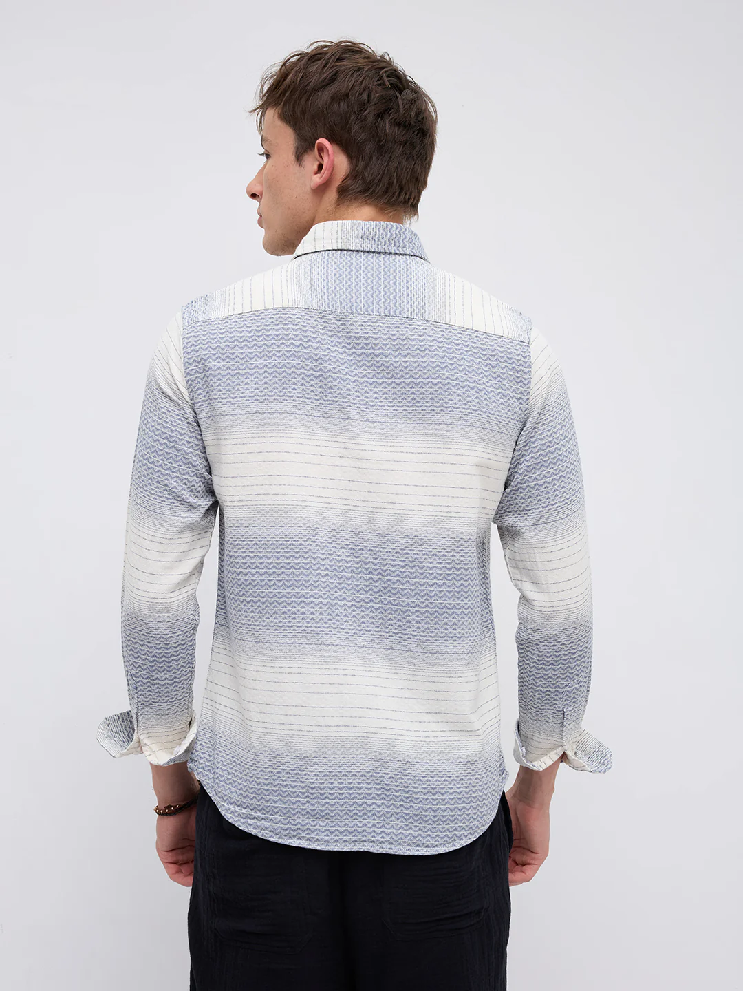 White & Blue Jacquard Wave Pattern Striped Shirt - Image 7