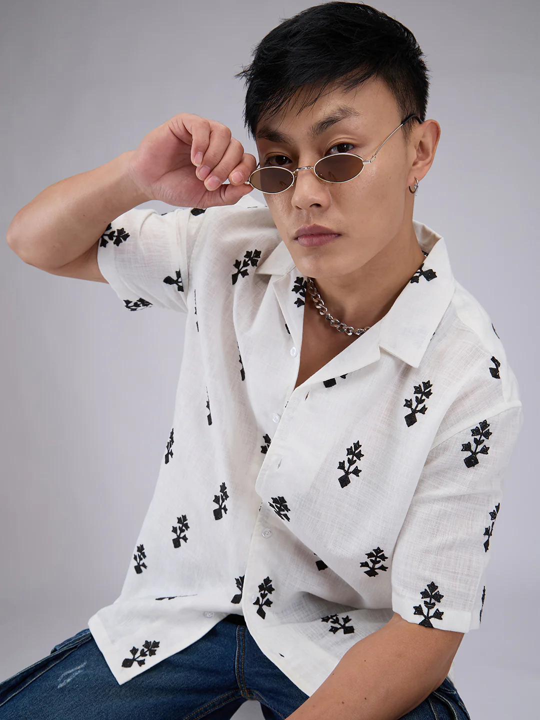 White & Black Motifs Embroidered Notch Collar Oversized Shirt - Image 4
