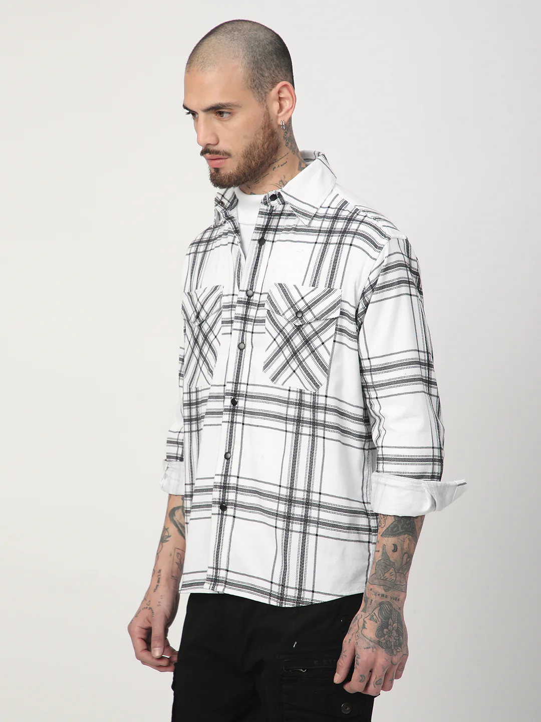 White Chevron Checks Double Flap Pocket Corduroy Overshirt - Image 6