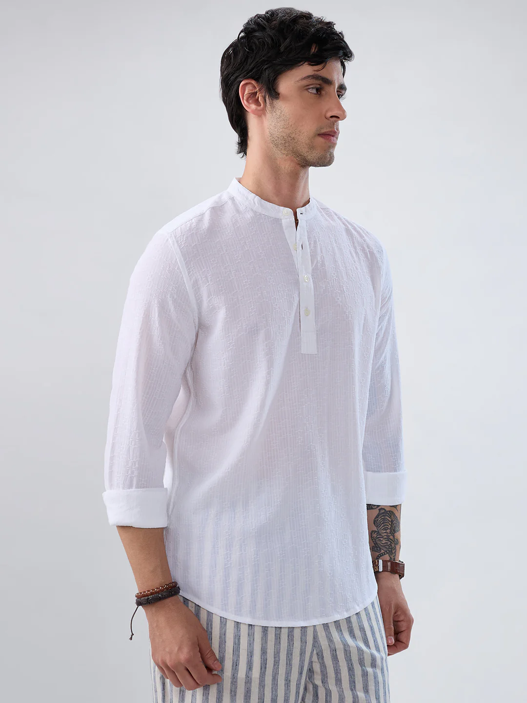 White Fine Weave Textured Kurta - Image 5