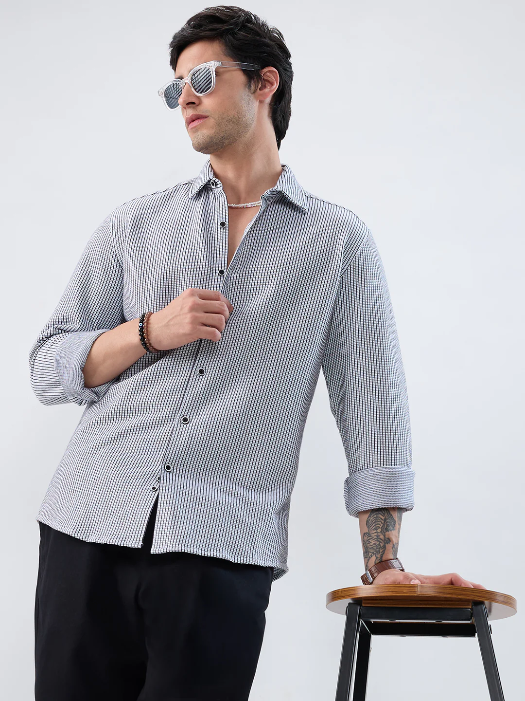 White Grid Textured Knitted Shirt - Image 4