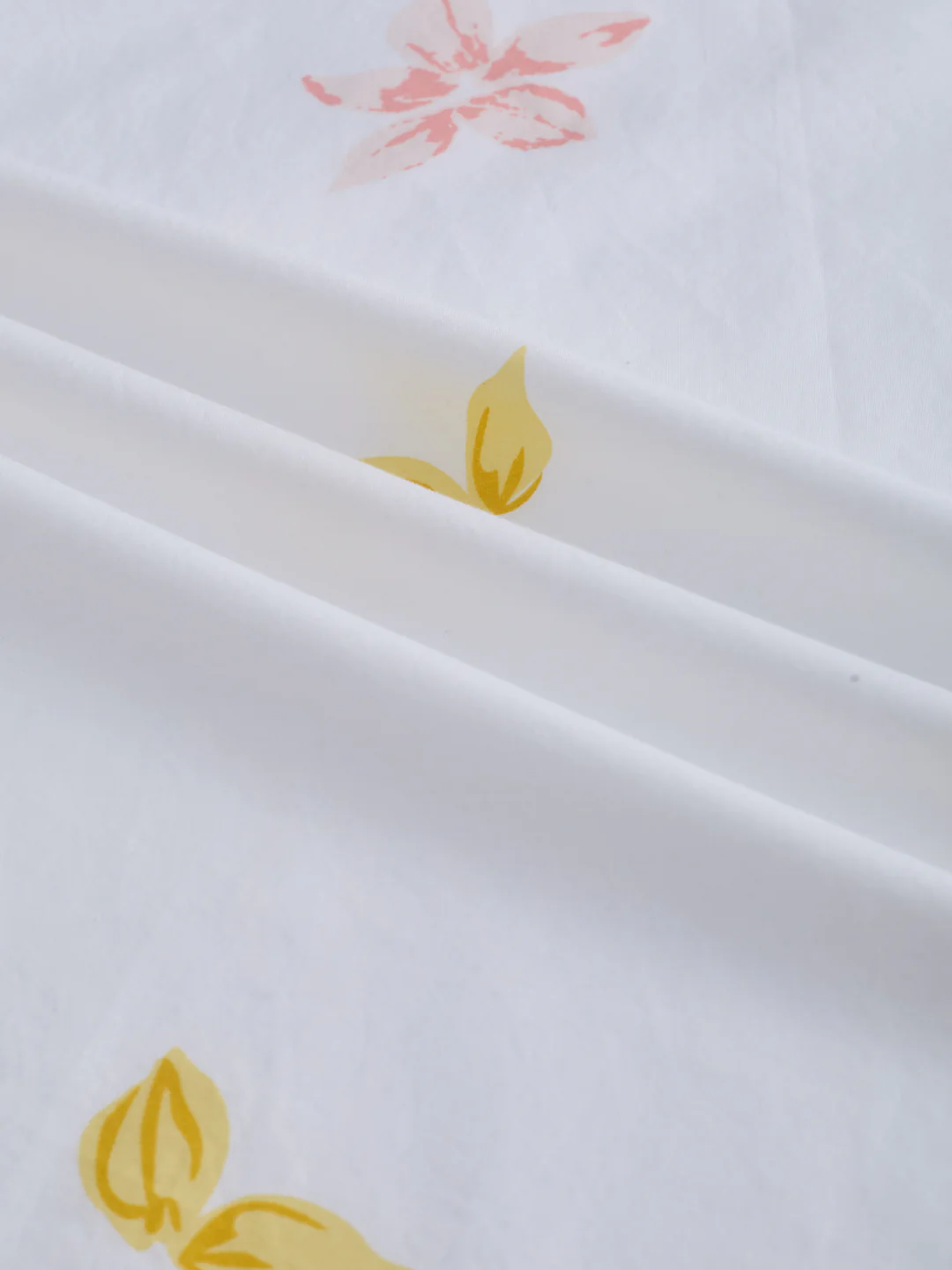 White Tulips Printed Vacation Shirt - Image 3
