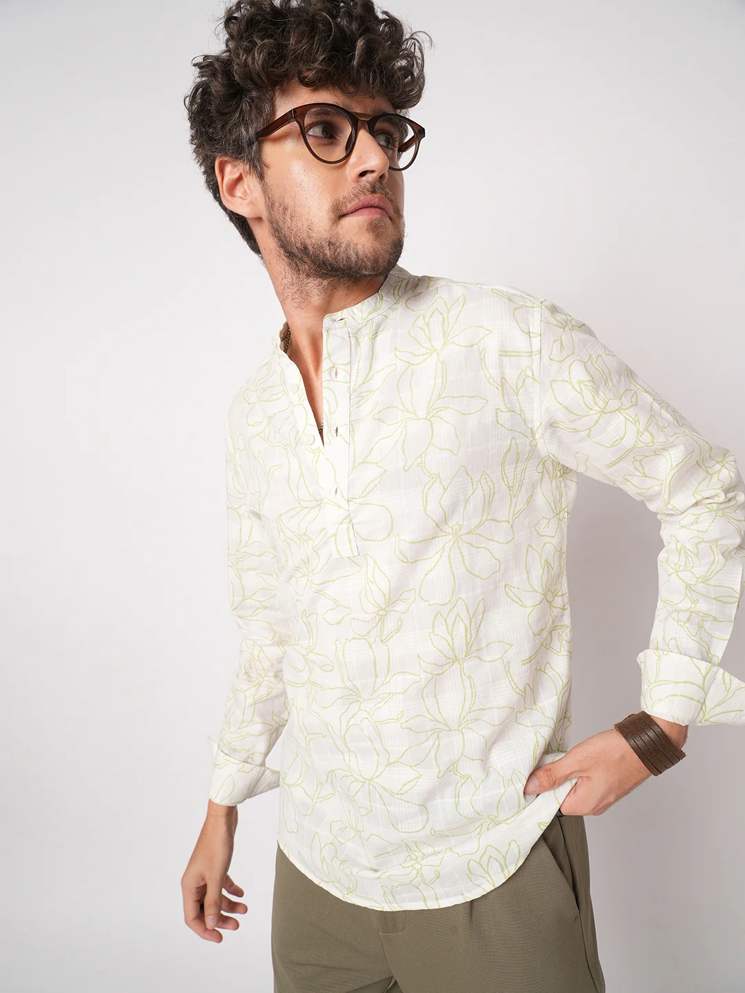 White Wildflower Sketch Kurta - Image 2