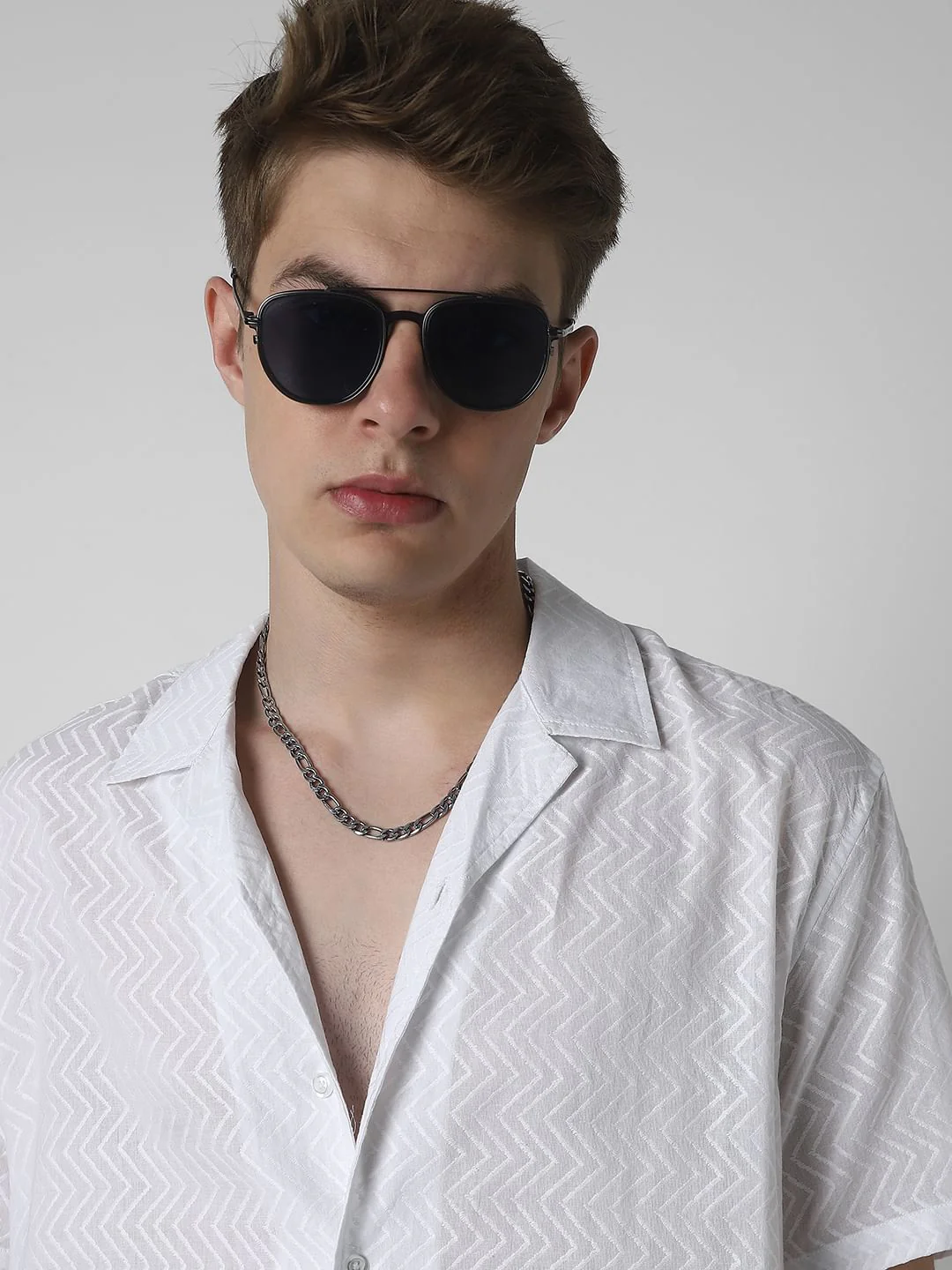 White Zig-Zag Textured Oversized Shirt - Image 3