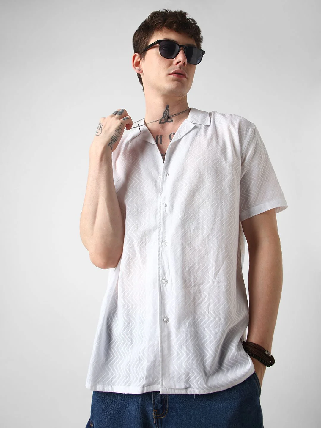 White Zig-Zag Textured Oversized Shirt - Image 5
