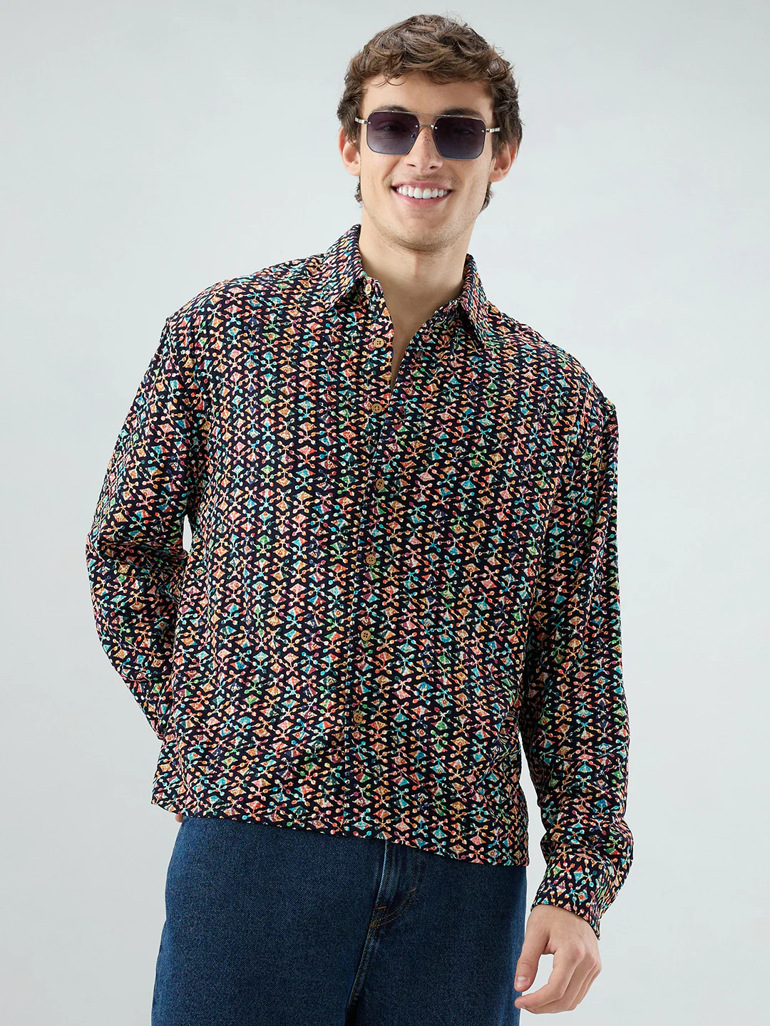 Ziya Shaam Multicolor Sequin Embroidered Oversized Polo Shirt - Image 4