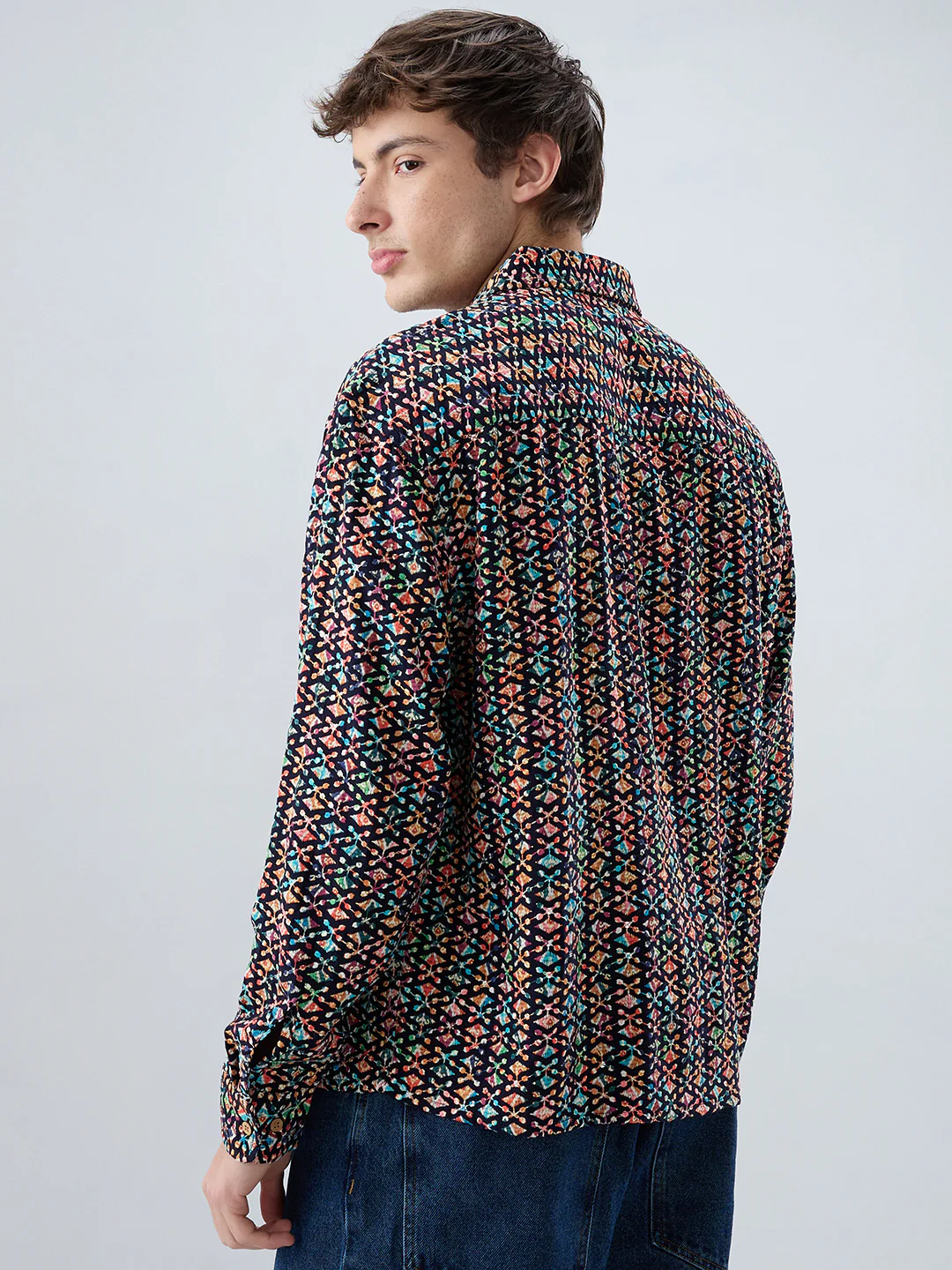 Ziya Shaam Multicolor Sequin Embroidered Oversized Polo Shirt - Image 7
